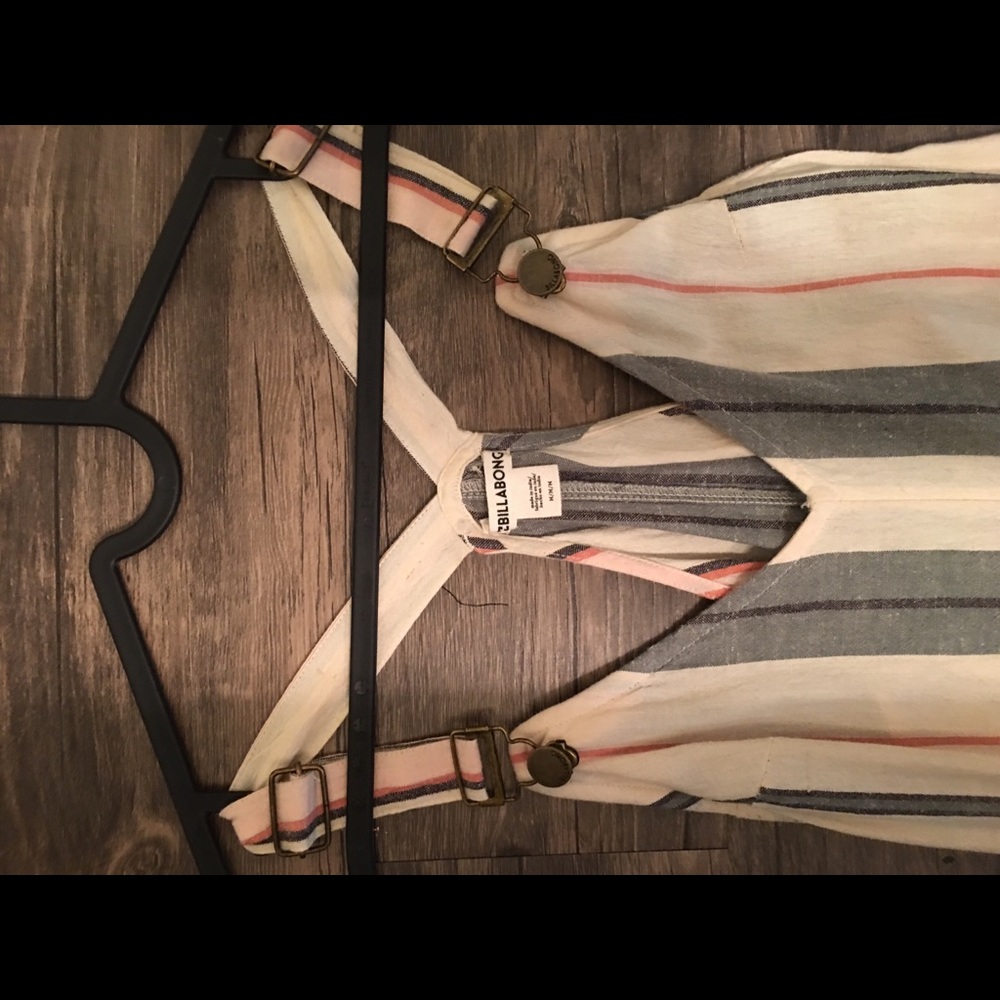 Gorgeous Billabong cotton jumpsuit!